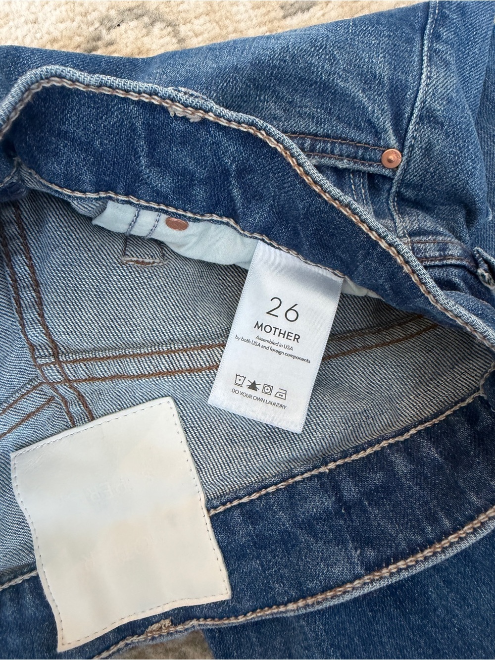 Mother The Smarty Pants Skimp Jeans in Flashback Size 26 - Picture 5 of 6